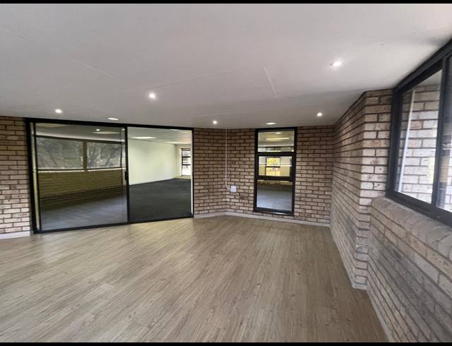 150M² OFFICE TO LET IN HURLINGHAM
